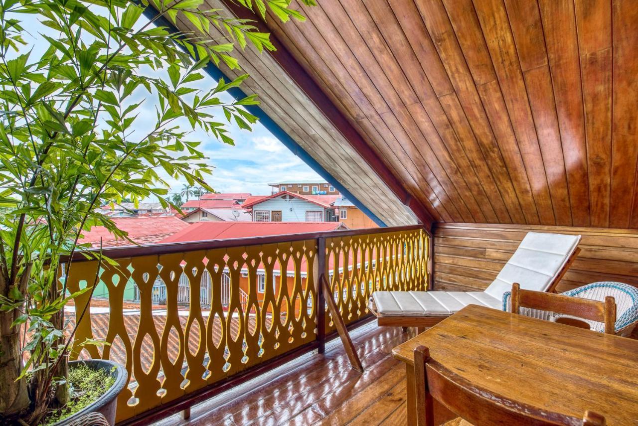 Hotel Bocas Town Exterior photo