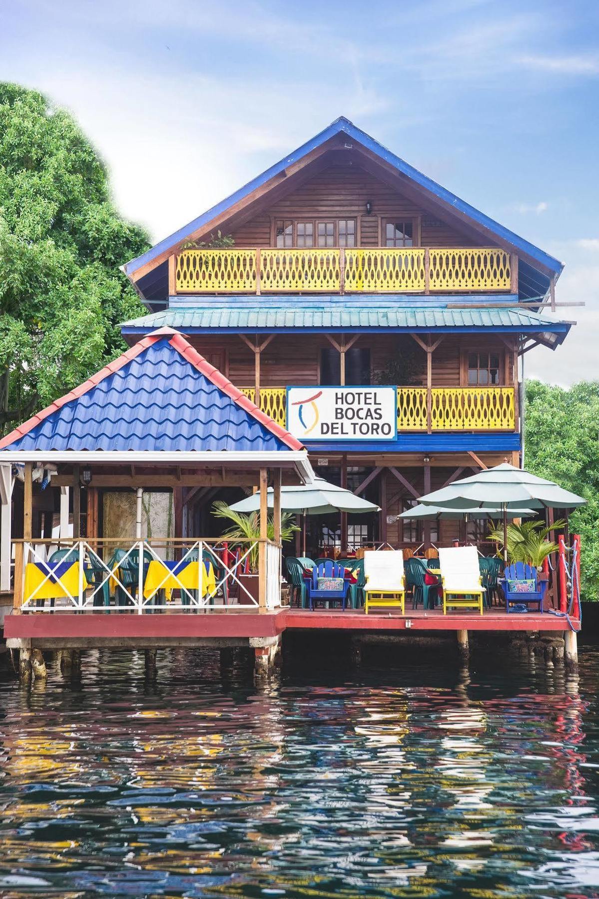 Hotel Bocas Town Exterior photo